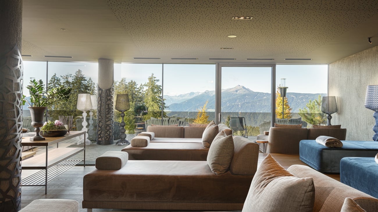Ruheraum im 5 Sterne Hotel Südtirol bei Meran