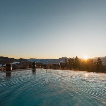 Sommerurlaub in Südtirol mit Pool und Panorama Sommerurlaub in Südtirol mit Pool und Panorama