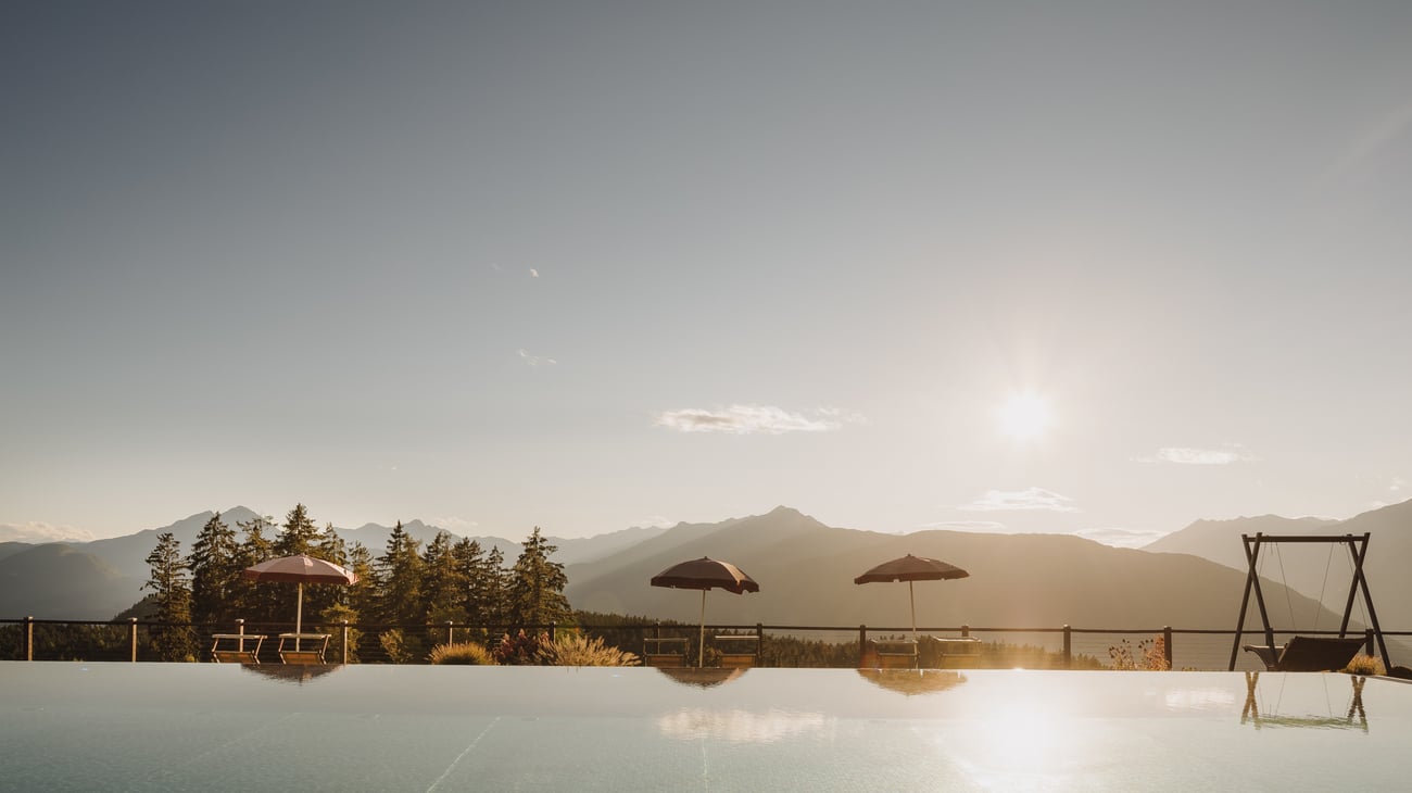 Infinity Pool & Wasserwelten im Spa Hotel Südtirol