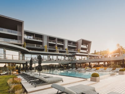 Gastgeber & Geschichte des 5 Sterne Luxushotels in Hafling bei Meran