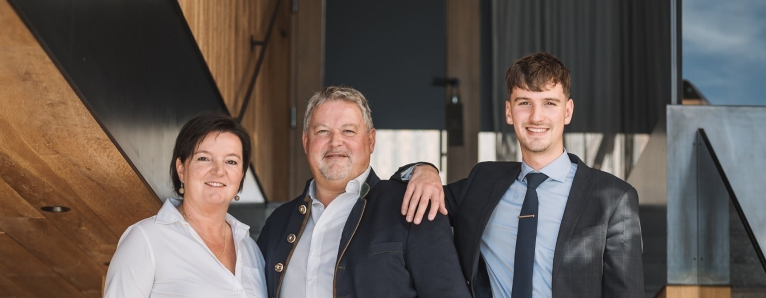 Gastgeber & Geschichte