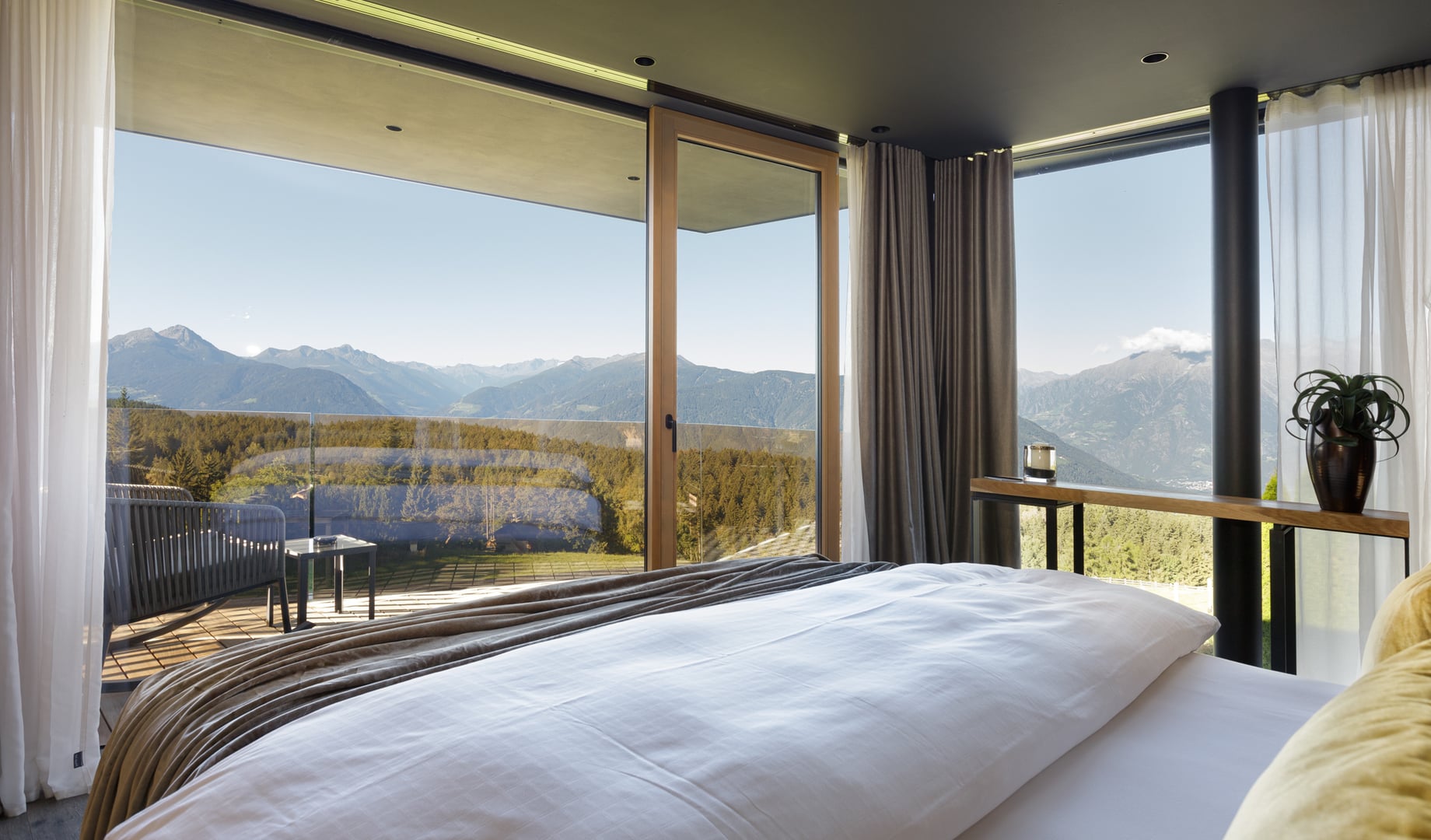 Bergvillen_Privacy_Pool_Chalet_Mirabell_Hafling