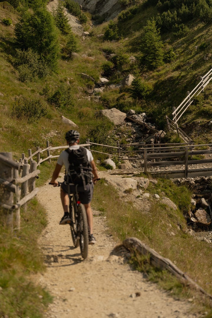 Luxury cycling holidays in the Alps