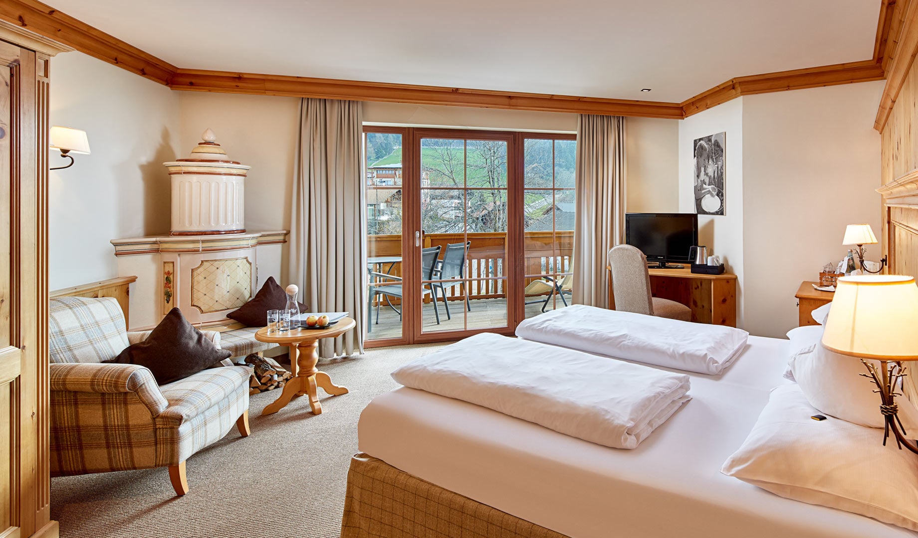 Zirbe_Romantik_Chalet_Suite_Mirabell_Hafling