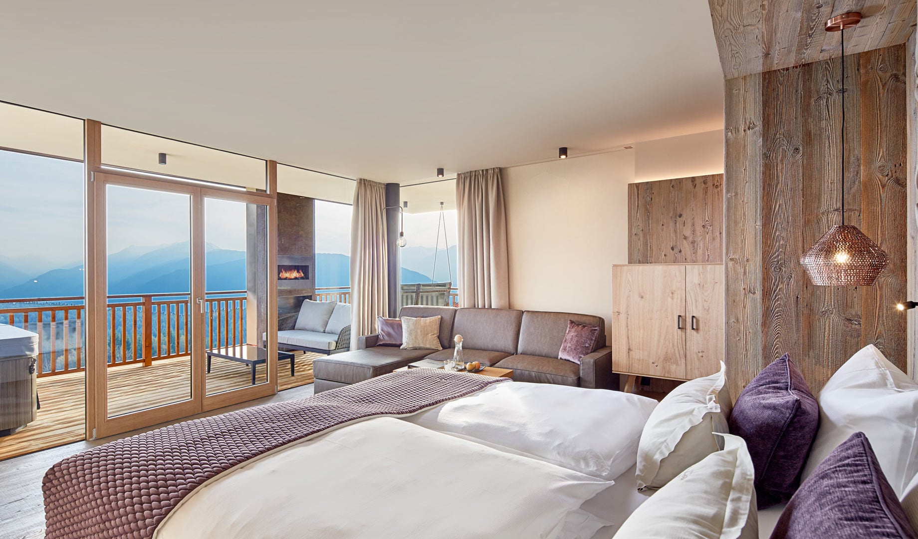 Mountain_Family_Jacuzzi_private_Sauna_Mirabell_Hafling